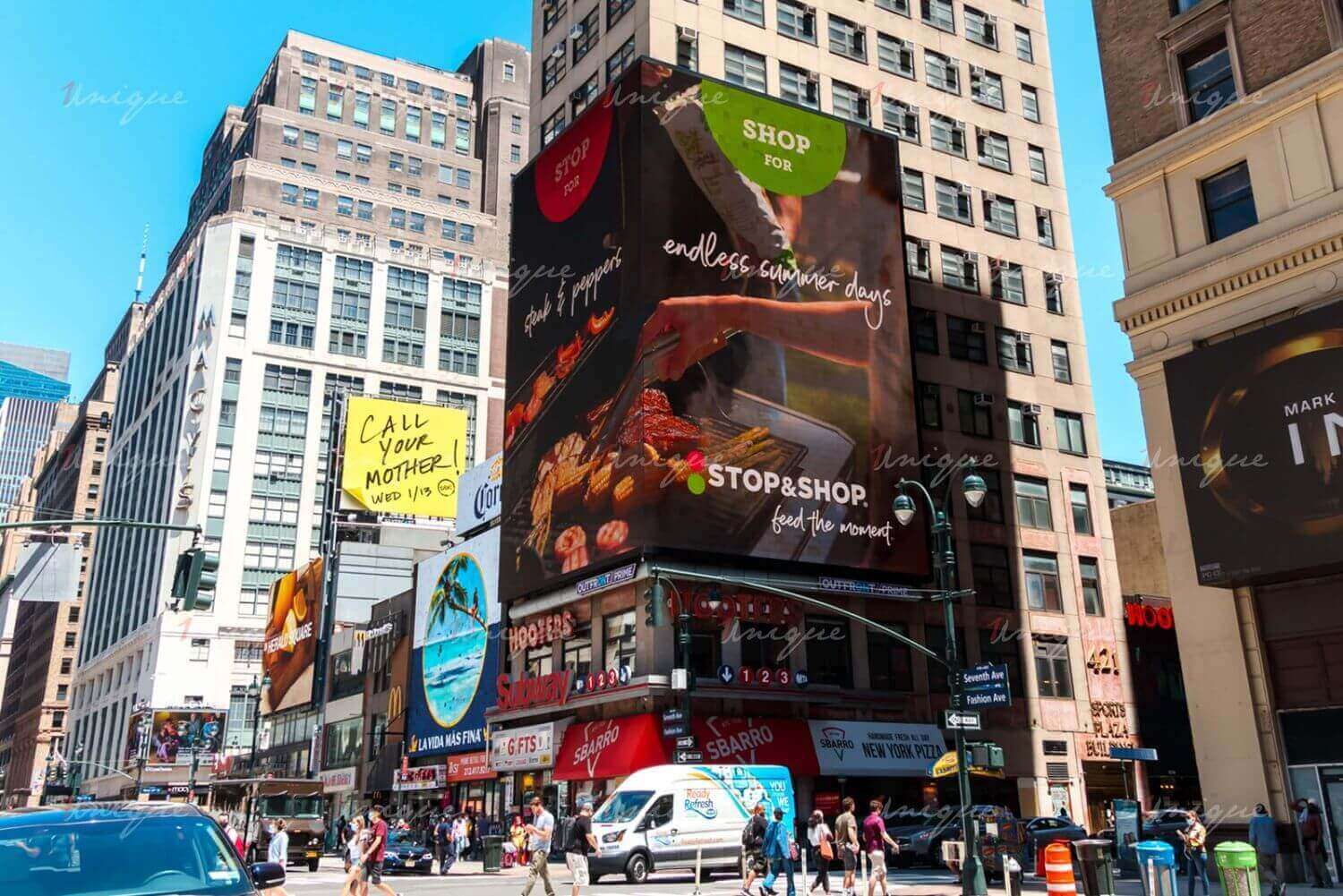 Pr ngoài trời (OOH Out-of-home advertising)